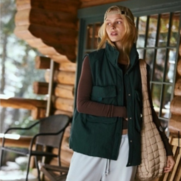 FP Movement by Free People Jackets & Blazers - Free People/Free Movement cabin fever puffer vest